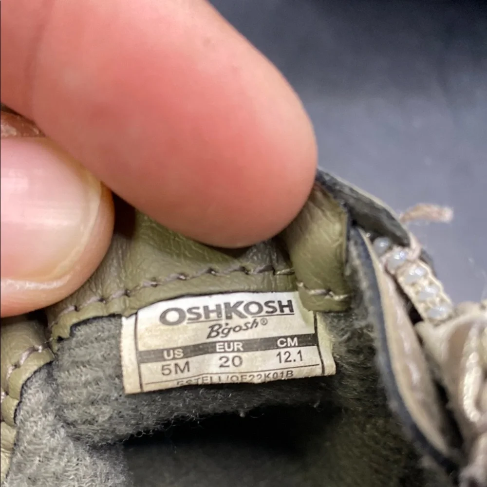 OshKosh B’gosh Toddler Girls Tan Ankle Boots Size 5M Side Zip Floral Cutout